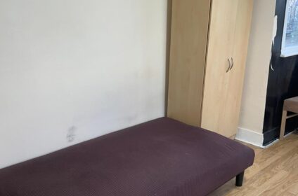 2 Bedroom First Floor Flat for rent
