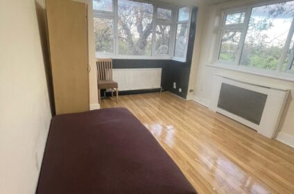 2 Bedroom First Floor Flat for rent